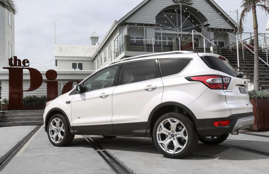  Ford Escape Titanium 2016 года  (AU) (фото 13 из 40)